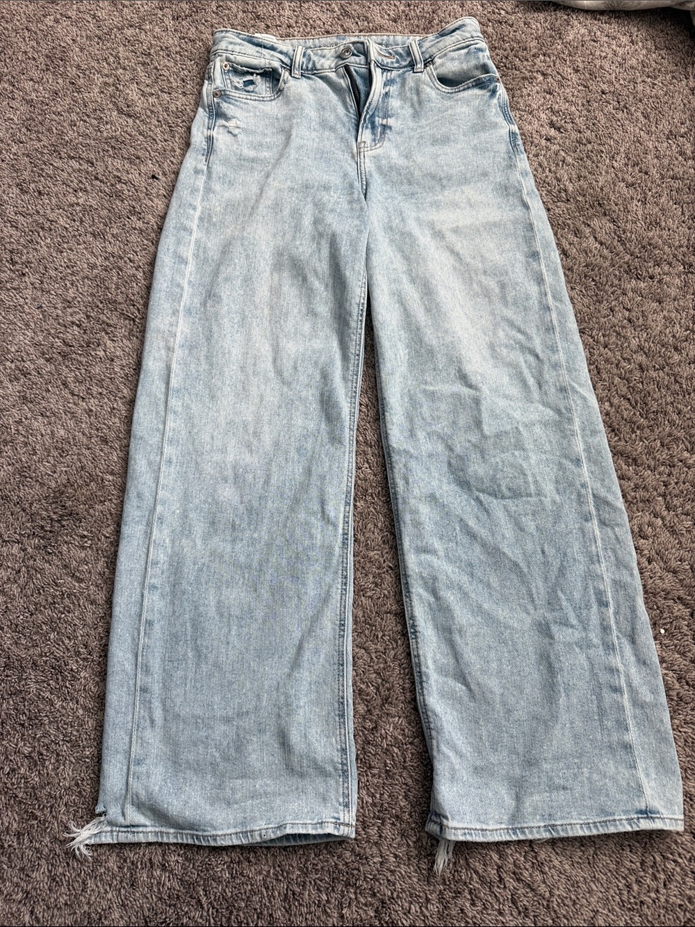 American Eagle Light Wash Wide Leg Women’s Jeans